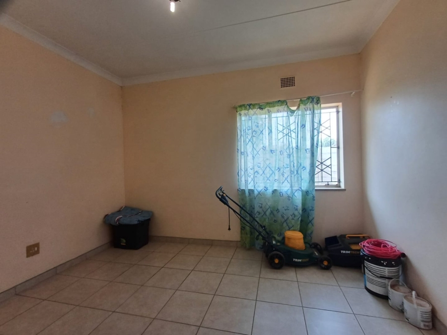 3 Bedroom Property for Sale in Stilfontein Ext 4 North West